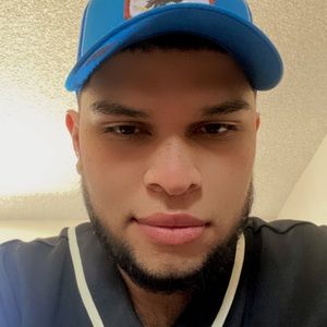 Meet your Posher, Sergio camilo